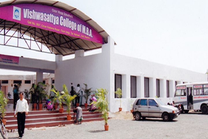 https://cache.careers360.mobi/media/colleges/social-media/media-gallery/9588/2020/10/5/Campus Entrance of Vishwasattya College of MBA Nashik_Campus-View.jpg